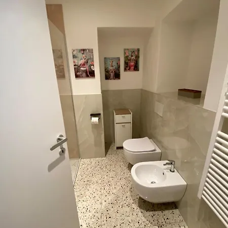 Dom wakacyjny Casa Melissa Limoncella , Free Parking-self Check In Tavernerio